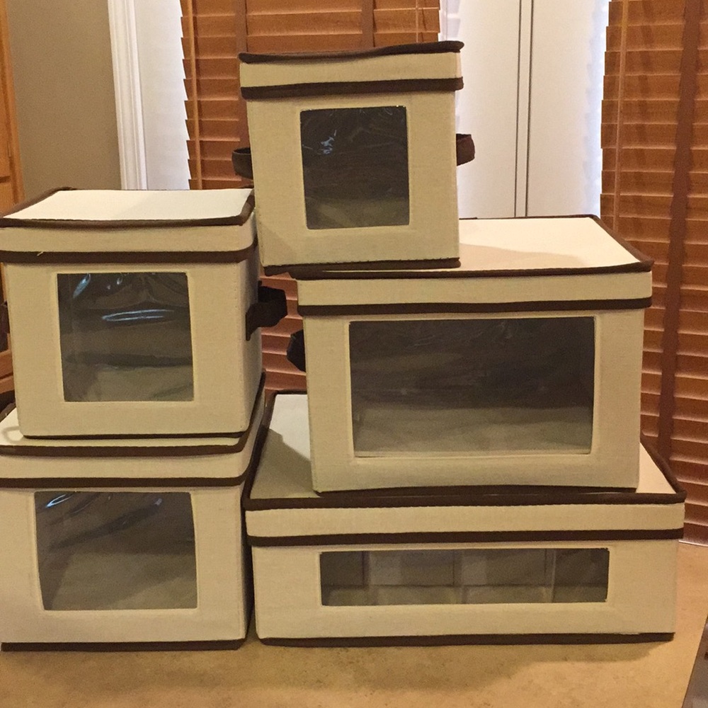 Very nice set of china or small object storage.